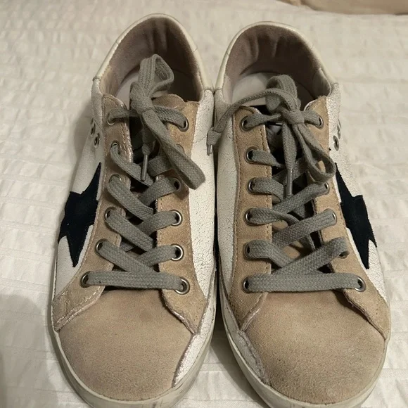 Golden Goose Beige and Navy Star Sneakers - Picture 3 of 5